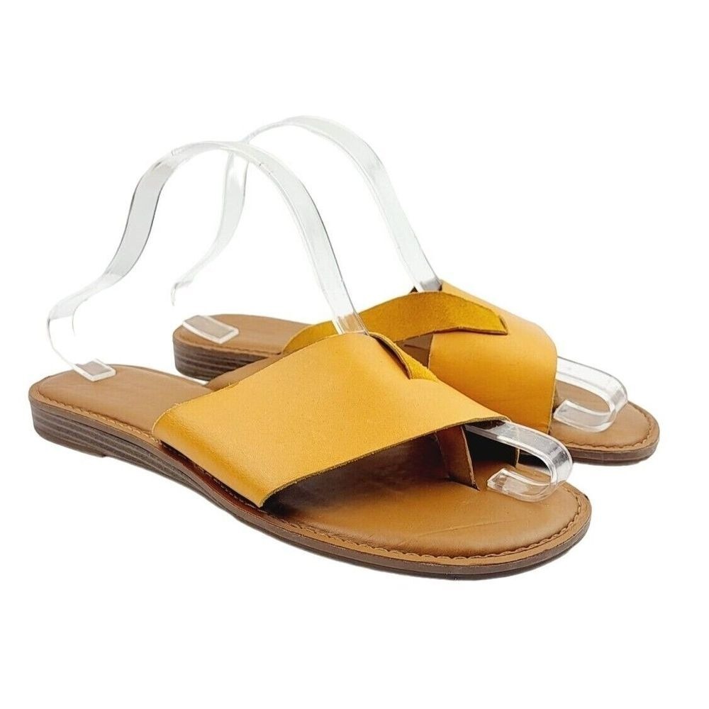 Franco Sarto Women's Goddess Flat Sandal - Size 9.5